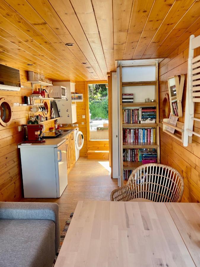 Houseboat Ginger Botel Praga