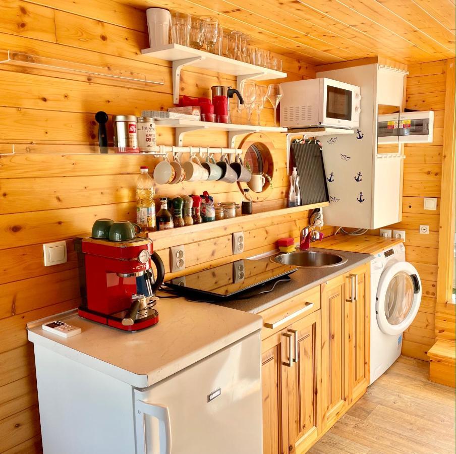 Houseboat Ginger Botel Praga